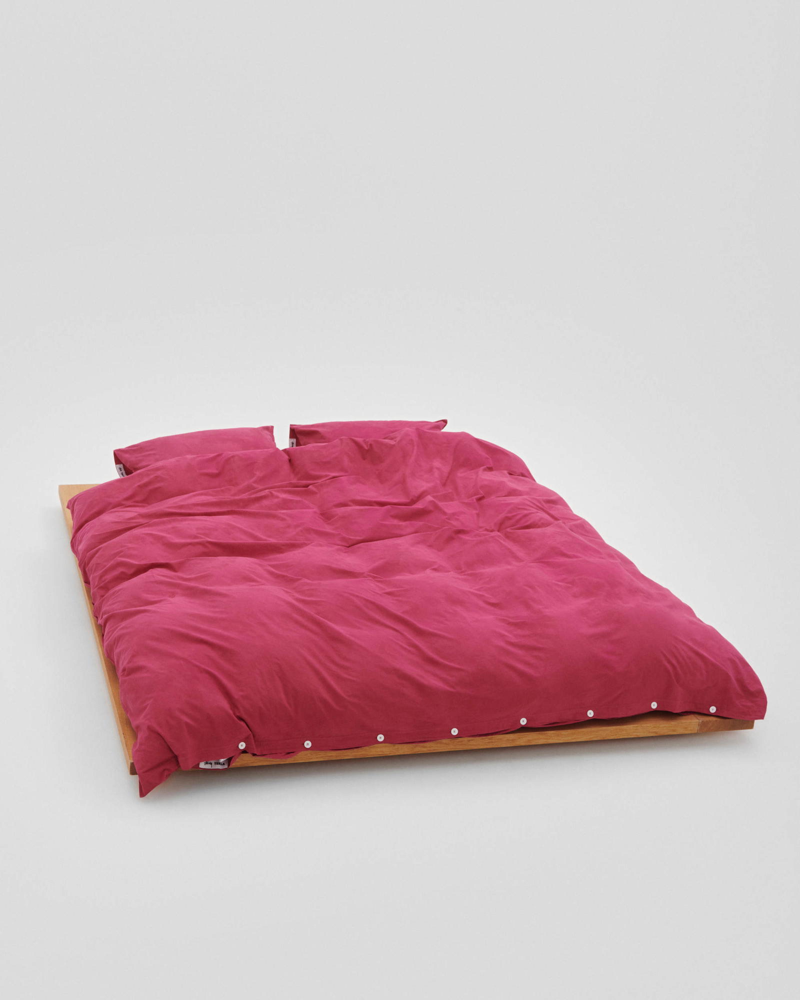 percalebedding_berry_duvet_1