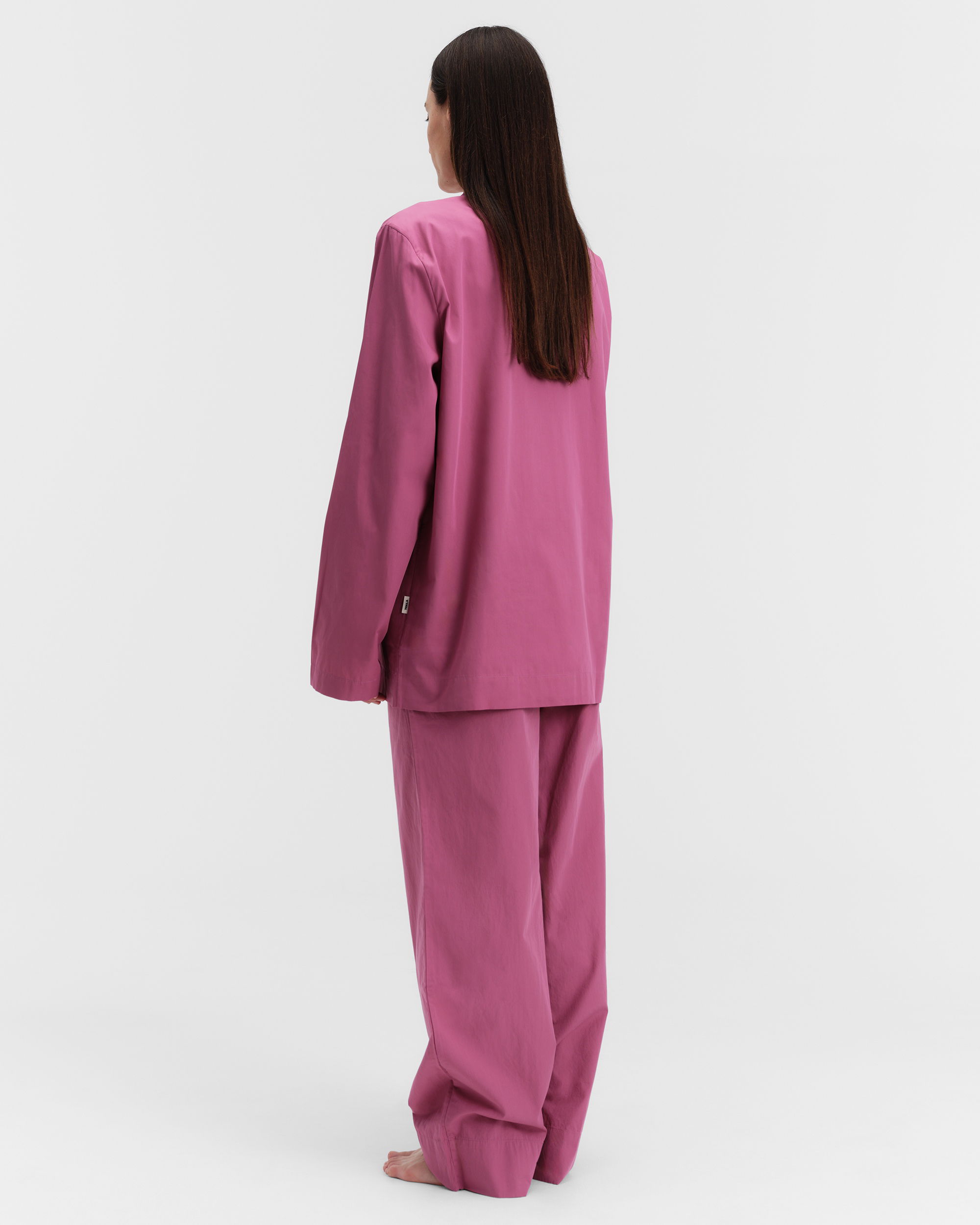 Poplin pyjamas – long-sleeved shirt – Lingonberry | Tekla