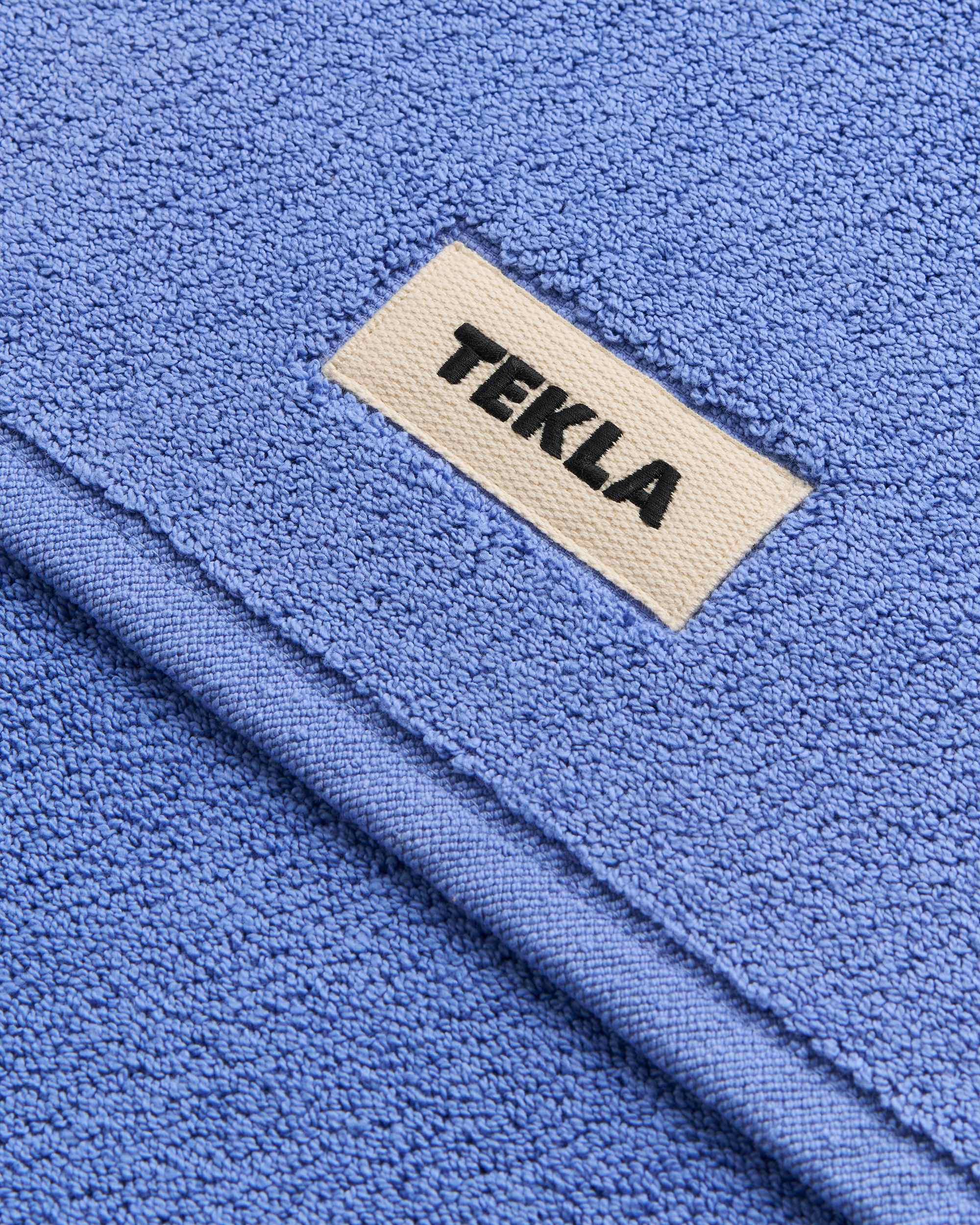Bath mat – striped – Khaki Moss | Tekla Fabrics