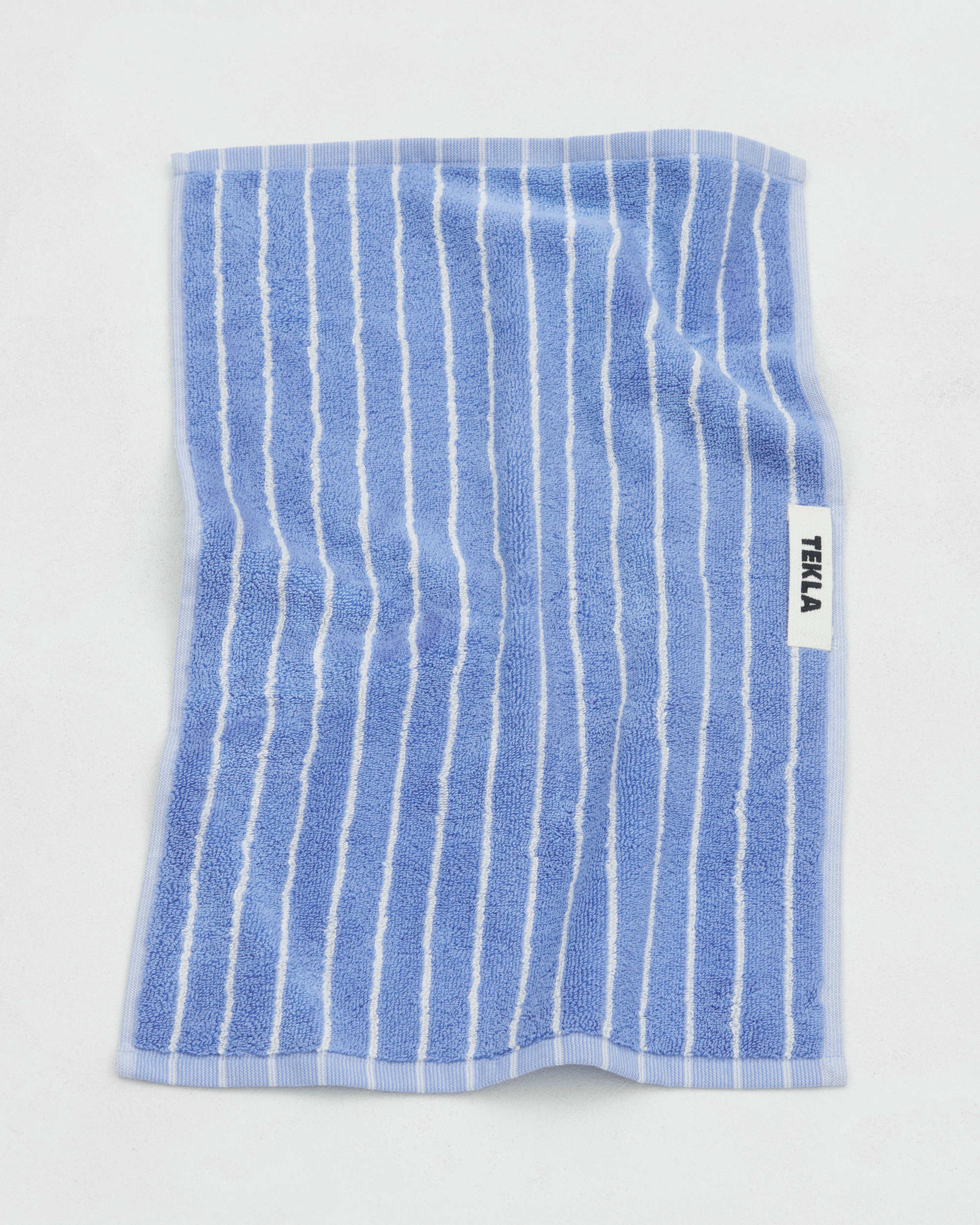 towels_clearbluestripes_5