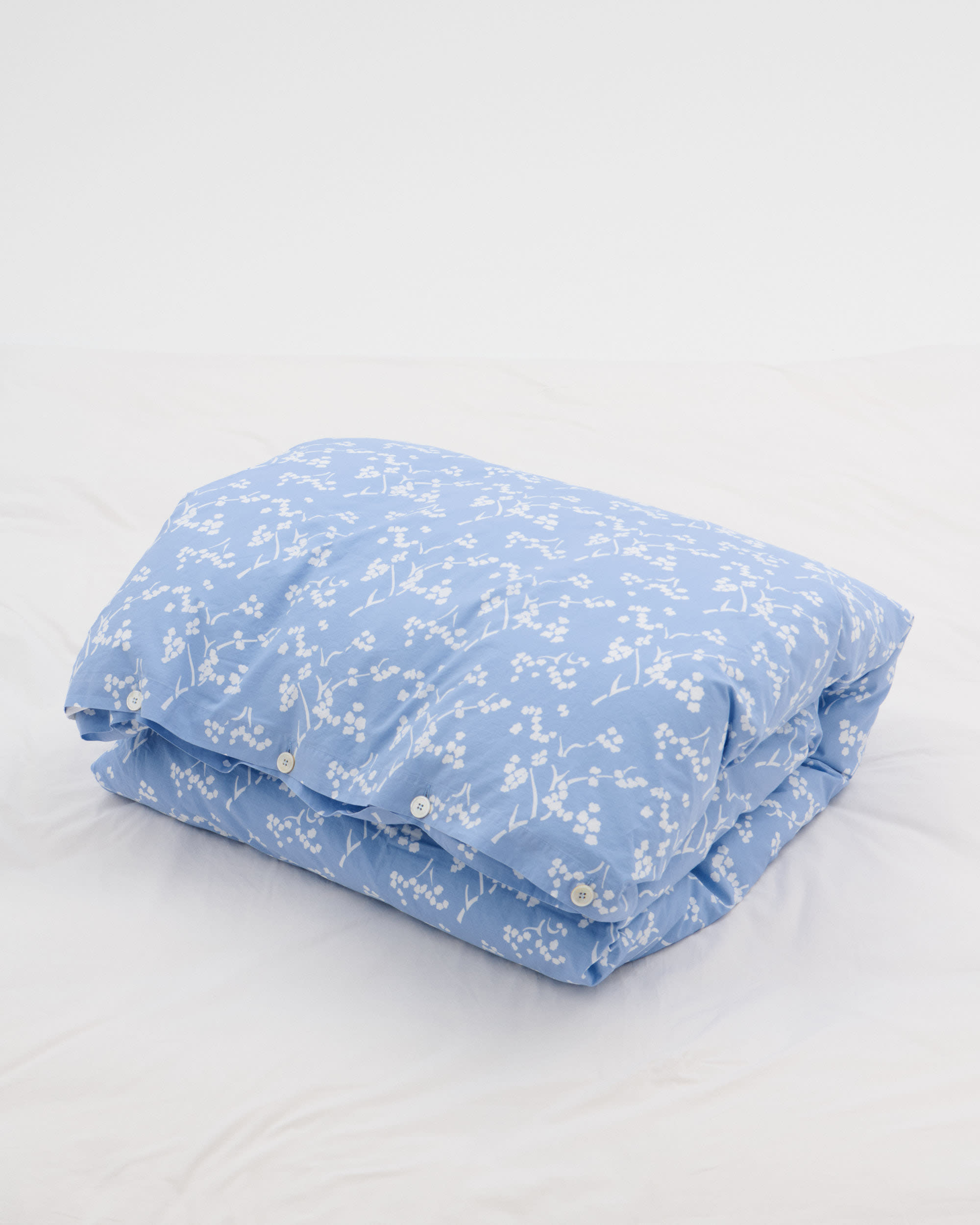 Kirsikankukka Blue duvet cover